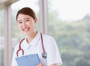 【データで安心】20代看護師の5割以上が転職経験あり｜転職は早すぎない！